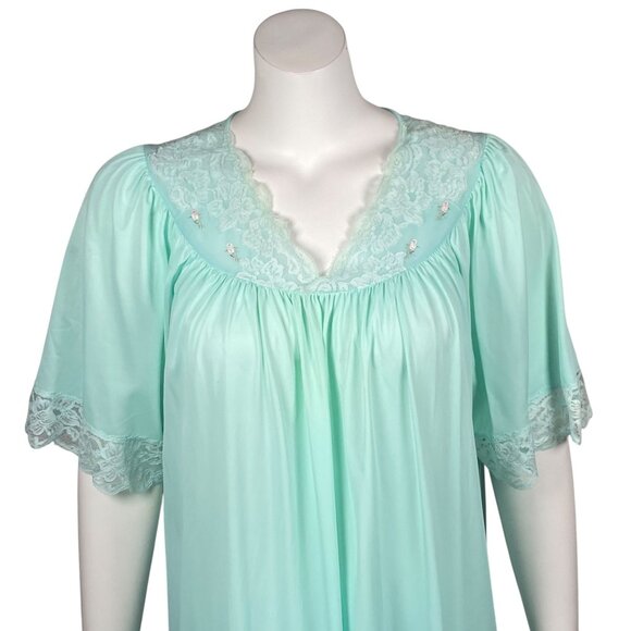 Vintage Shadowline Long Nightgown Size M Lace Trim Nylon Short Sleeves Green - Picture 2 of 6